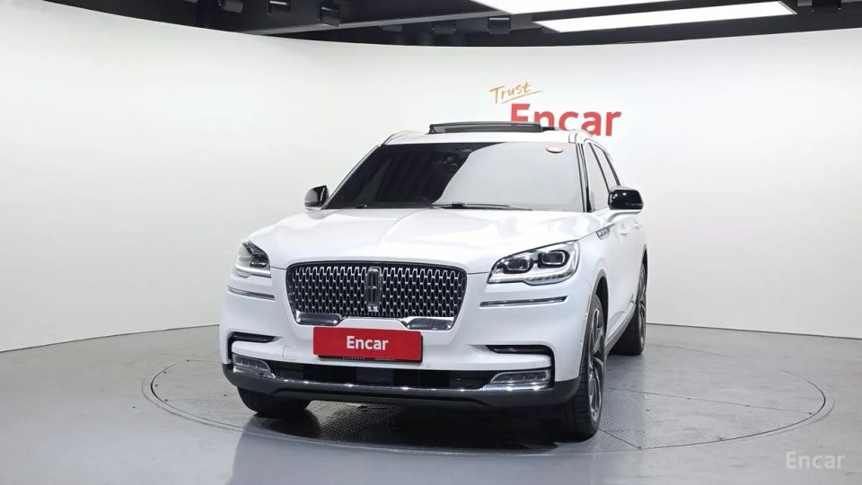 Lincoln Aviator