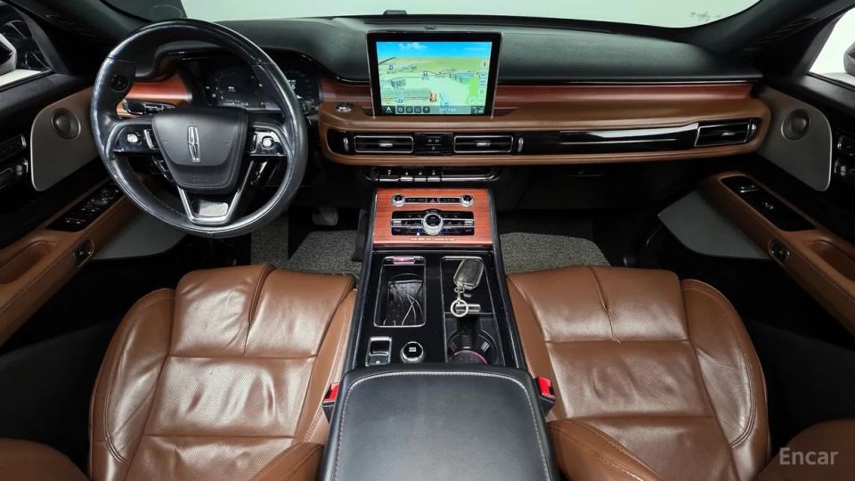 Lincoln Aviator