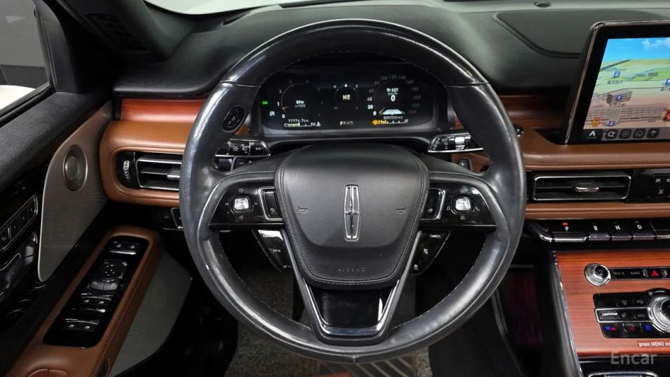 Lincoln Aviator