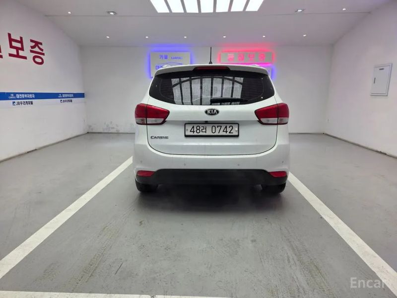 Kia Carens