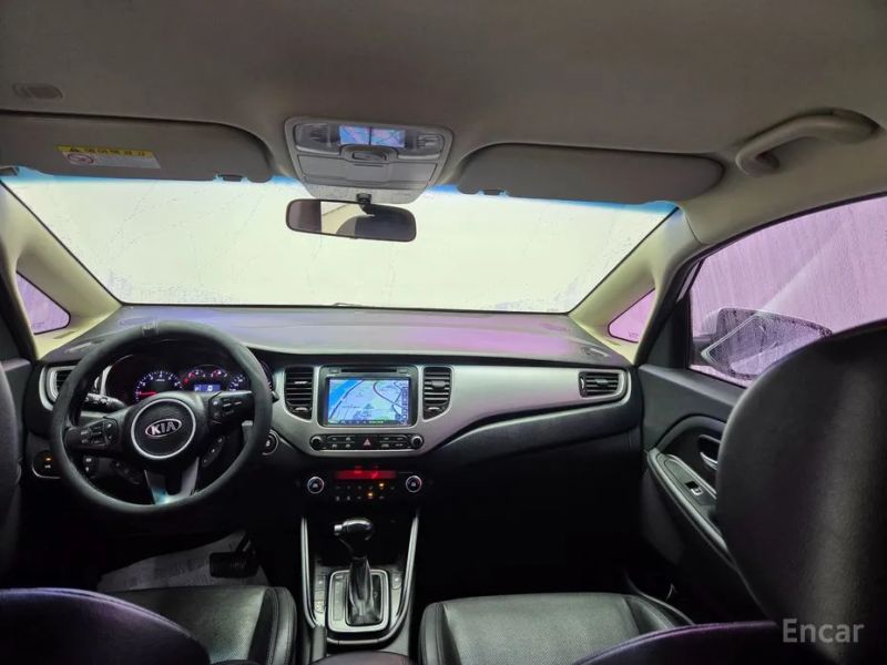 Kia Carens