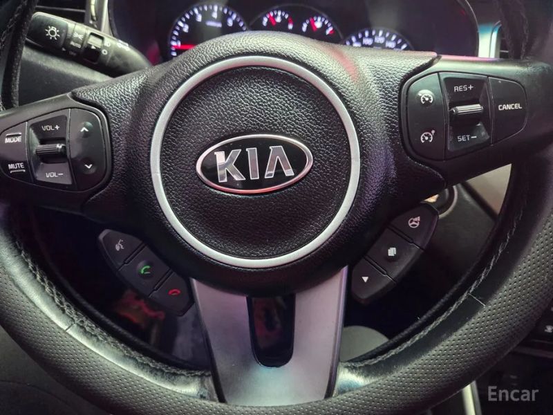 Kia Carens