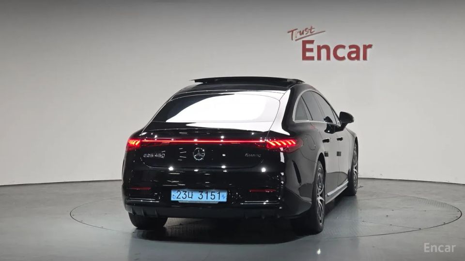 Mercedes-Benz EQS