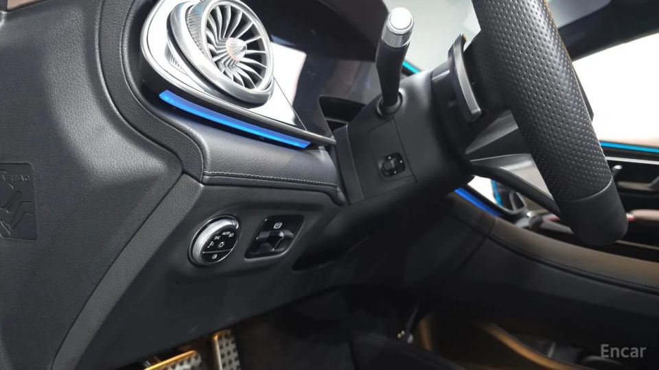 Mercedes-Benz EQS