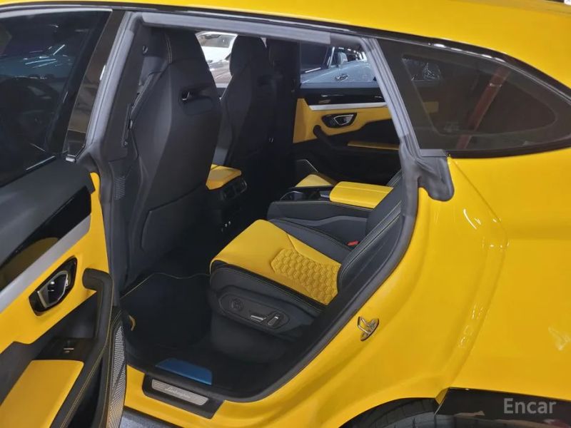 Lamborghini urus