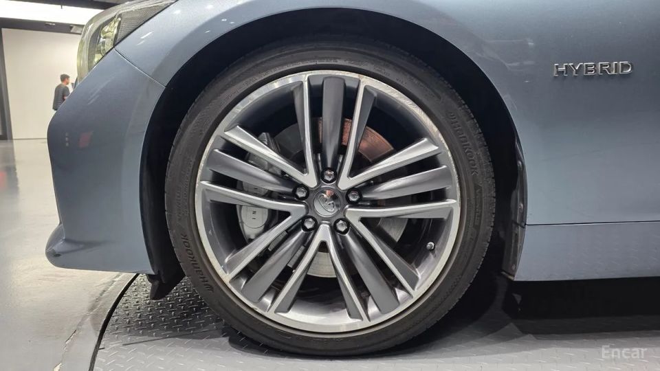 Infiniti Q50