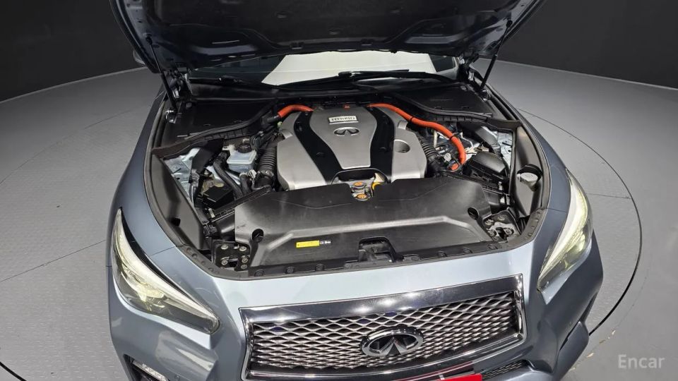 Infiniti Q50