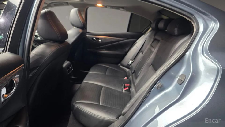 Infiniti Q50