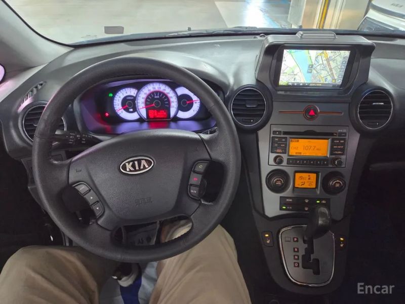 Kia Carens