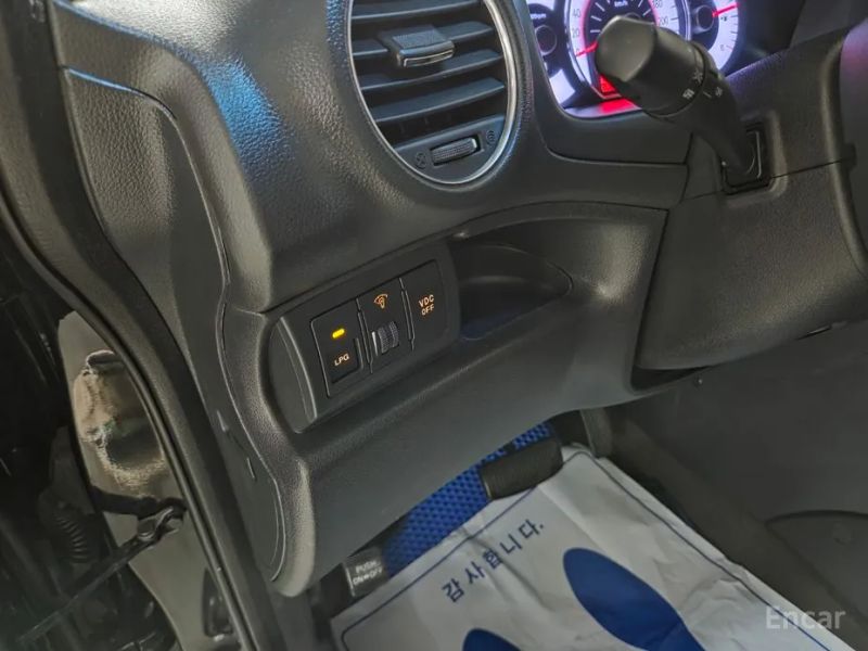 Kia Carens