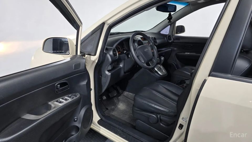 Kia Carens