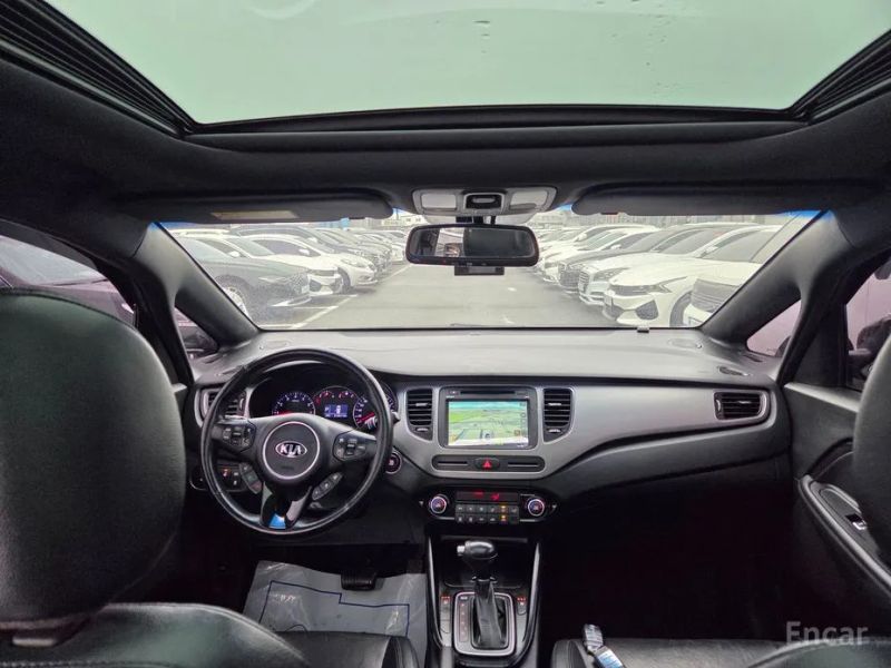 Kia Carens