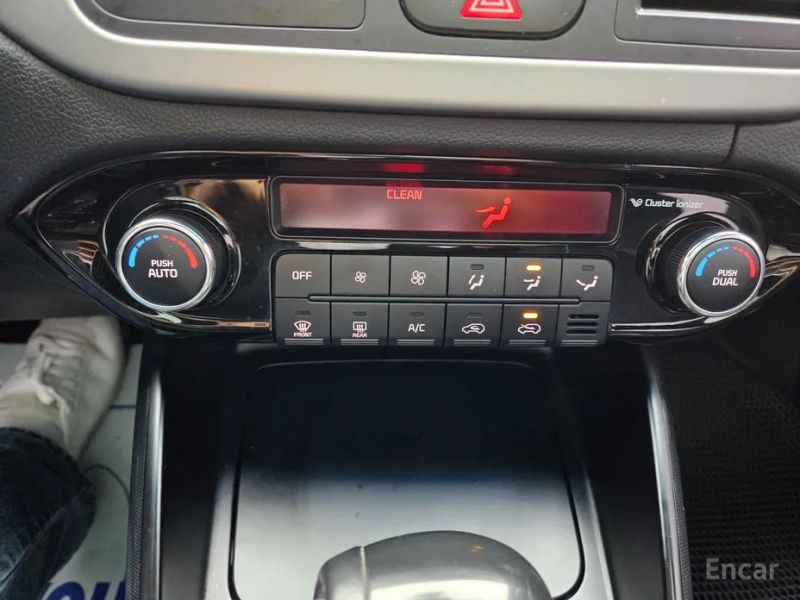 Kia Carens