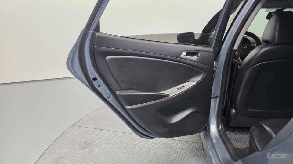 Hyundai Accent