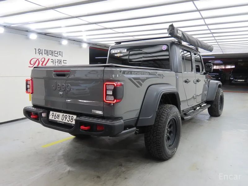 Jeep gladiator