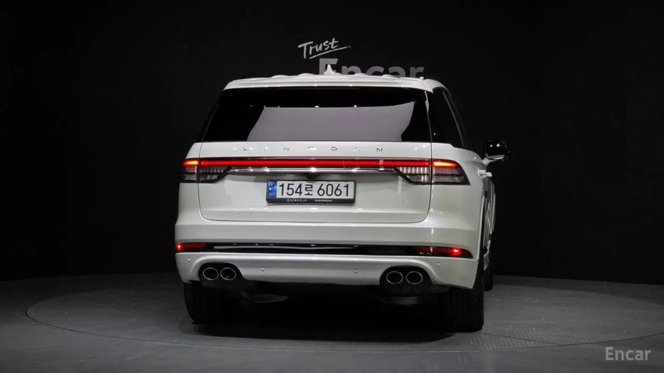 Lincoln Aviator