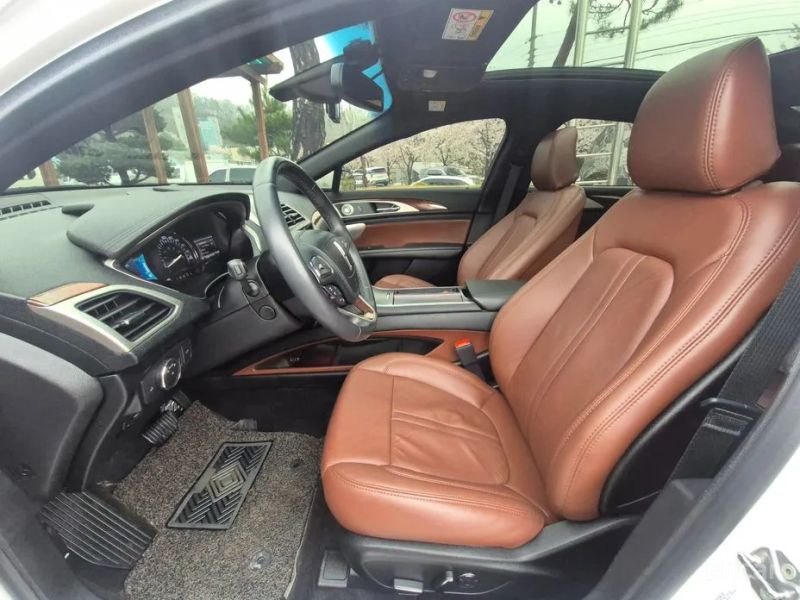 Lincoln MKZ