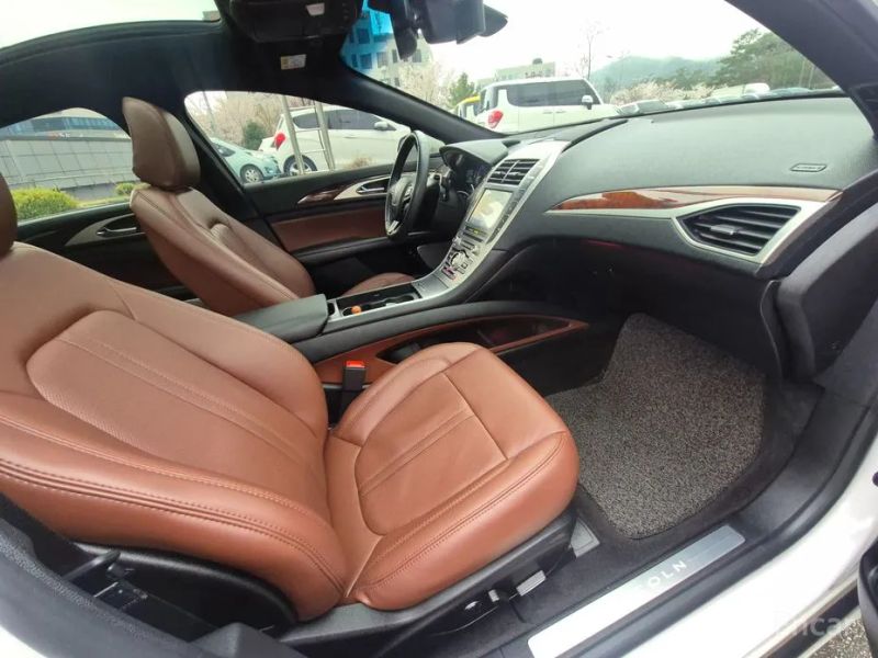 Lincoln MKZ