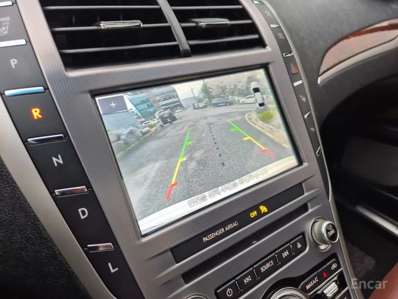 Lincoln MKZ
