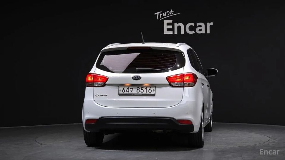 Kia Carens