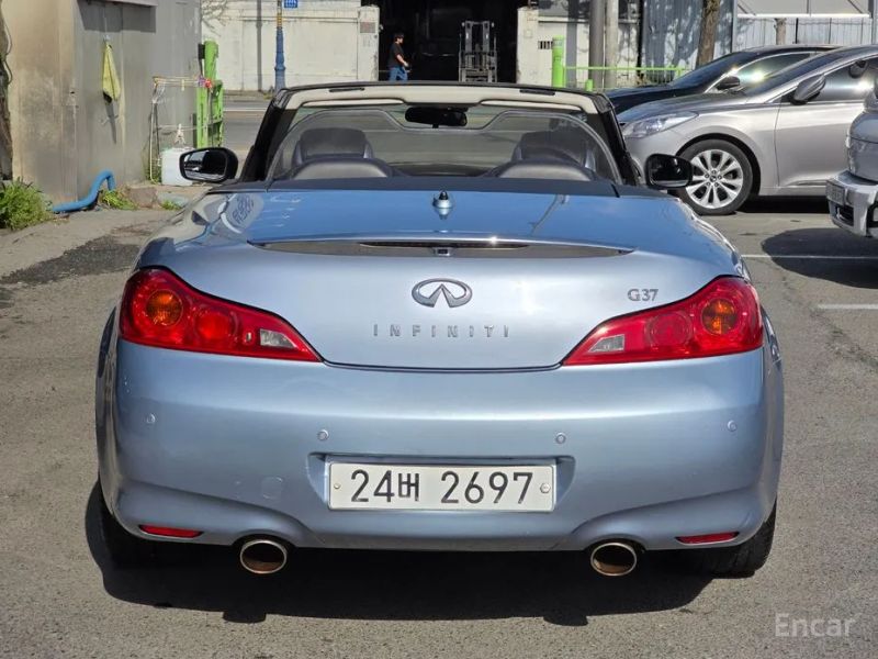 Infiniti G