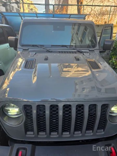 Jeep gladiator