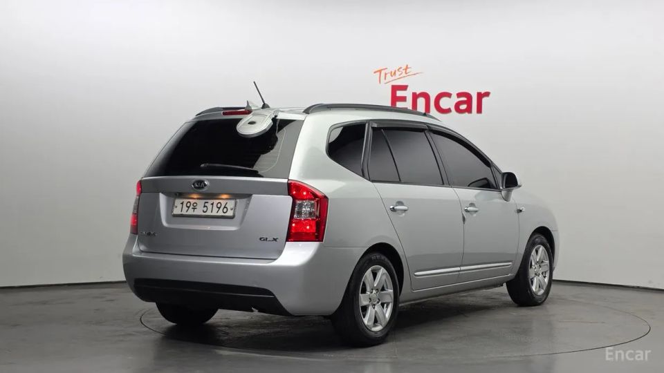 Kia Carens