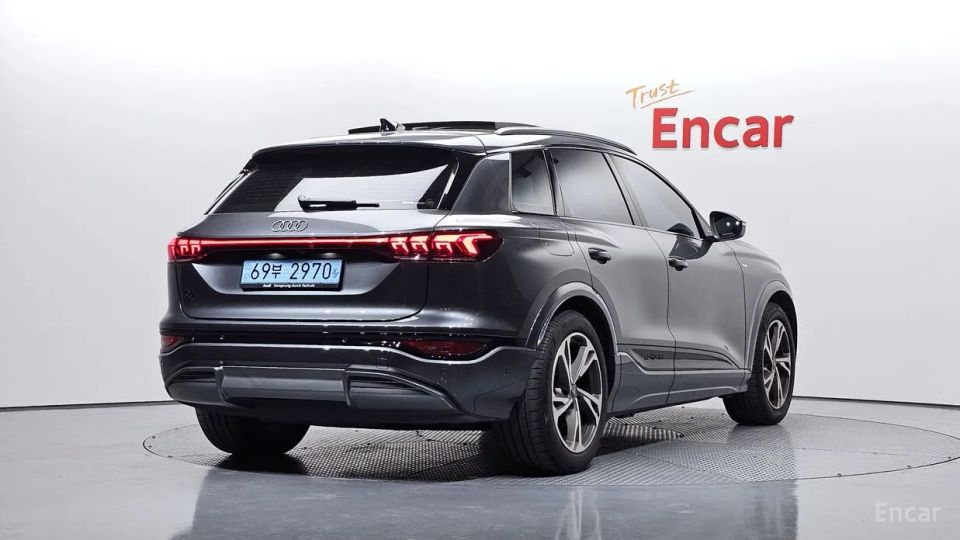 Audi Q6 e-tron