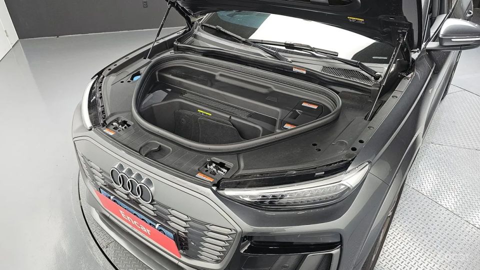 Audi Q6 e-tron