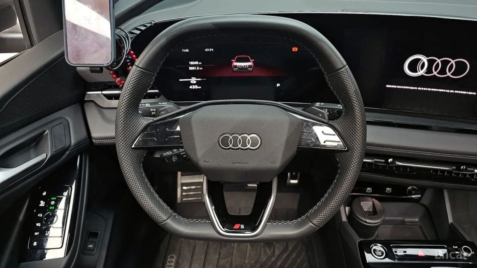 Audi Q6 e-tron