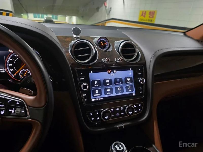 Bentley Bentayga