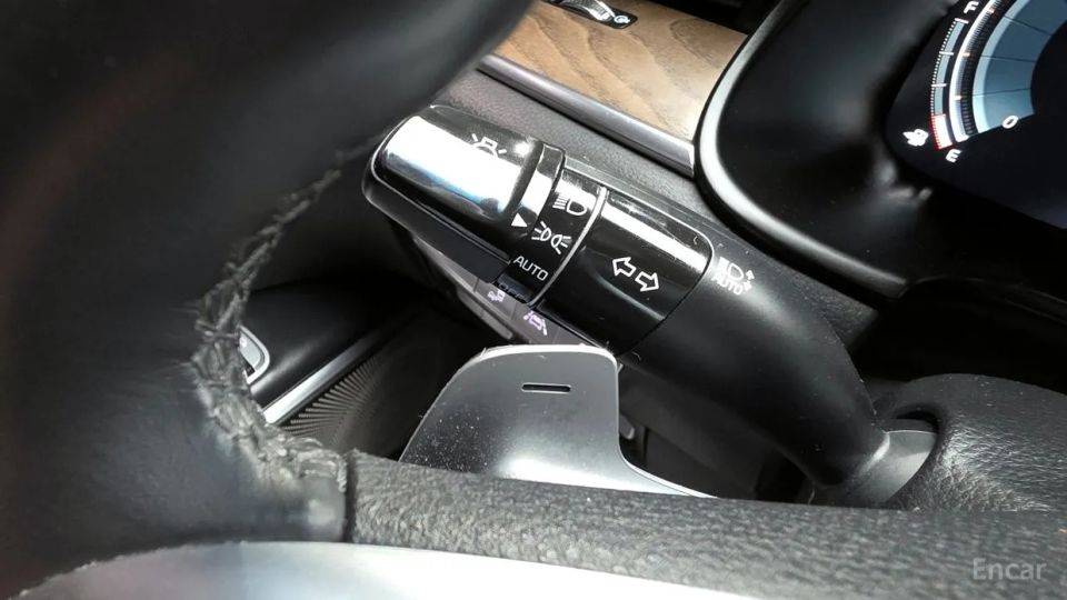 Kia K9