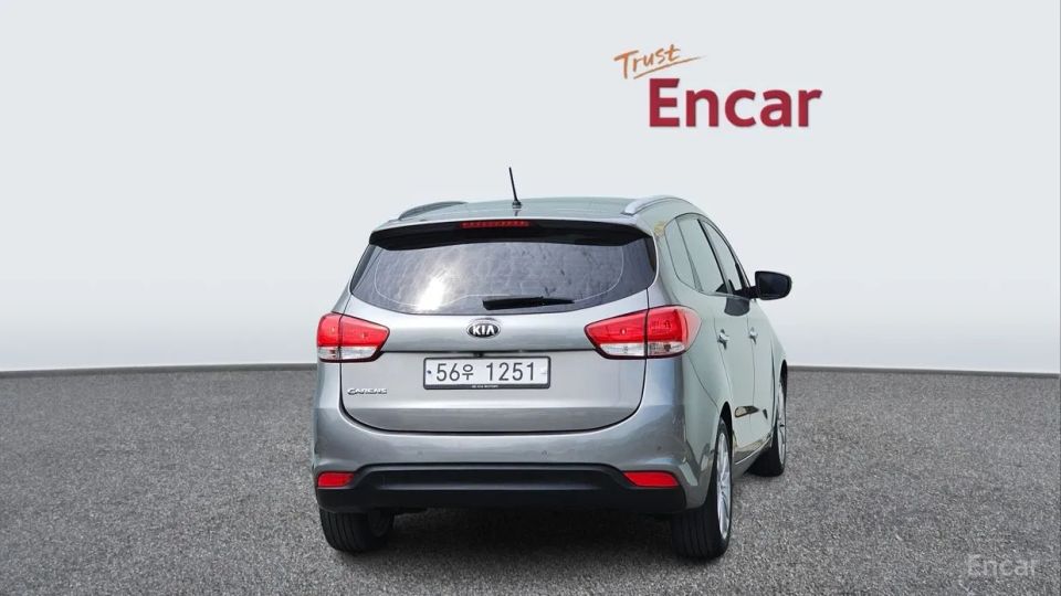 Kia Carens