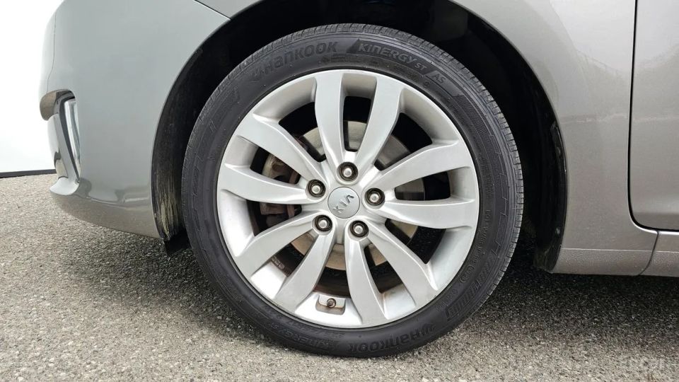 Kia Carens