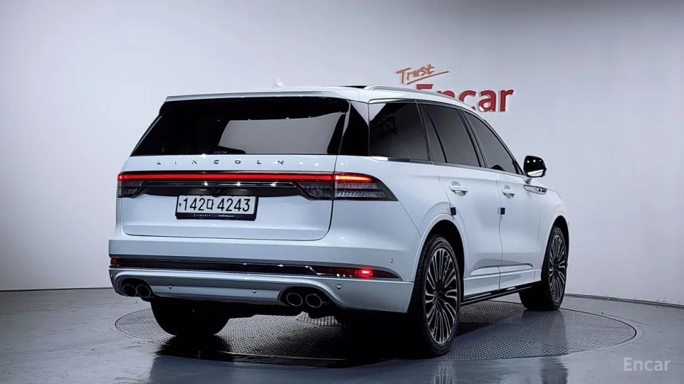Lincoln Aviator