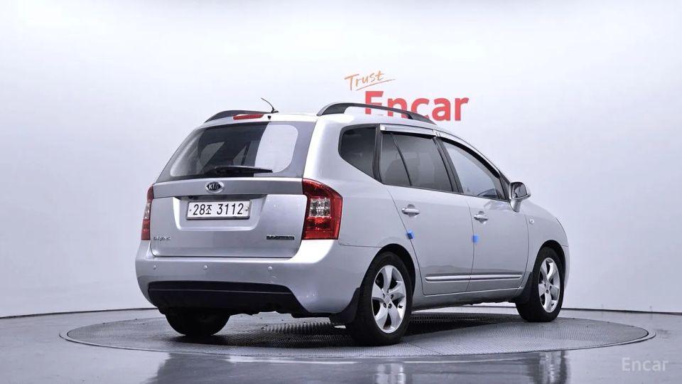Kia Carens