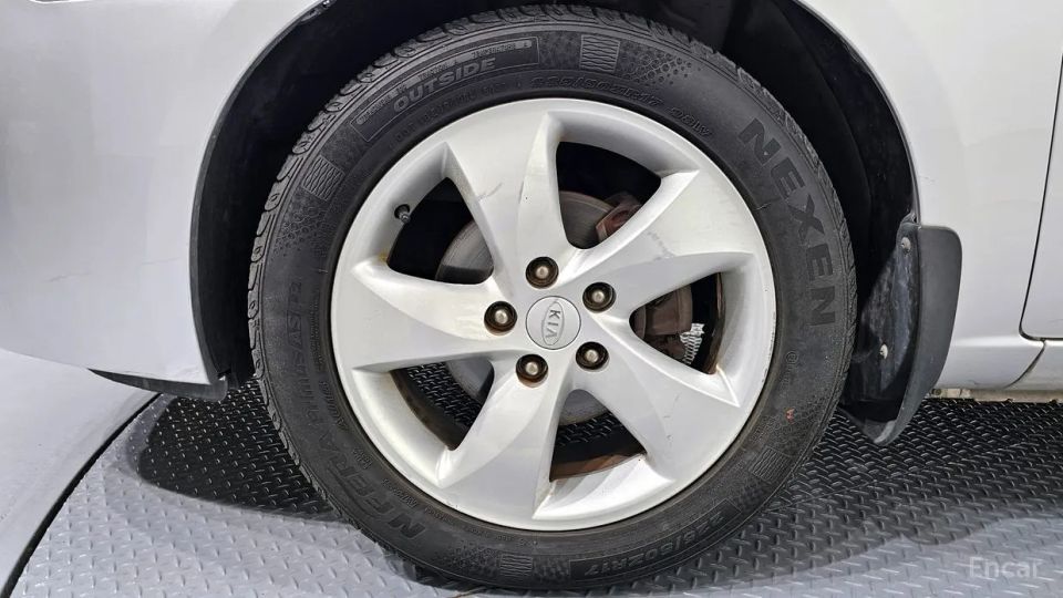 Kia Carens