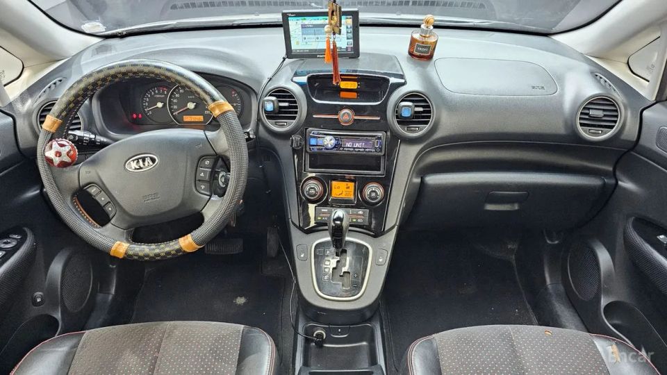 Kia Carens