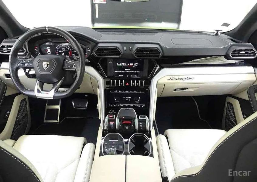 Lamborghini urus