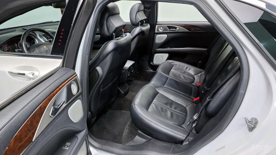 Lincoln MKZ