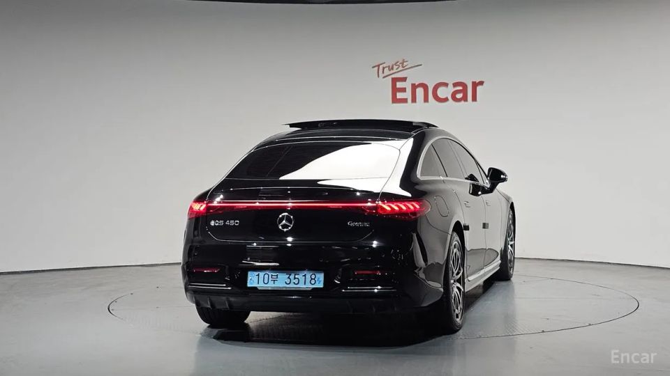 Mercedes-Benz EQS