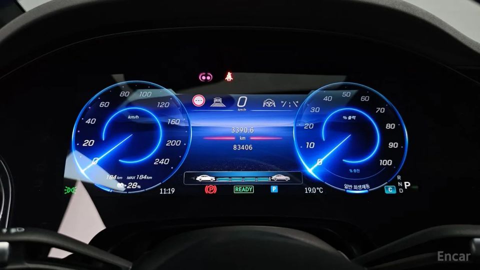 Mercedes-Benz EQS