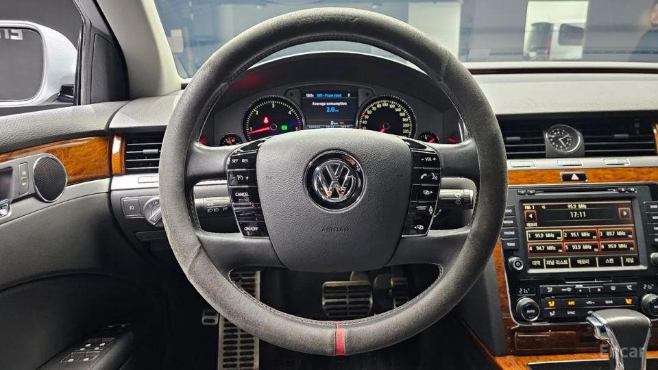 Volkswagen Phaeton