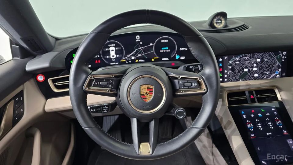 Porsche Taycan