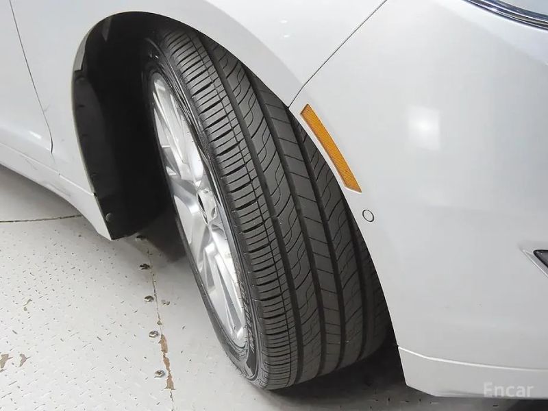 Lincoln MKZ