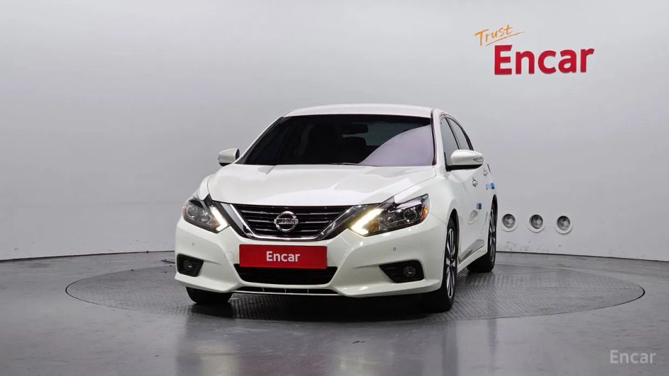 Nissan altima