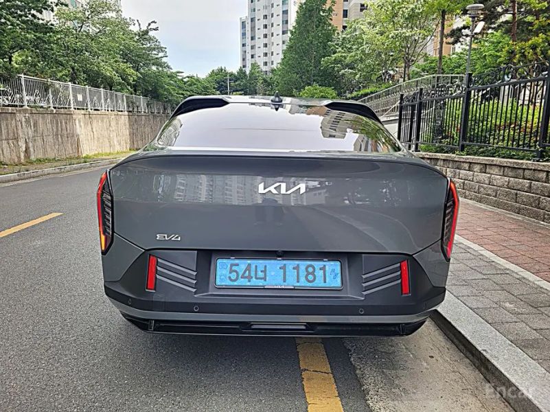 Kia EV4