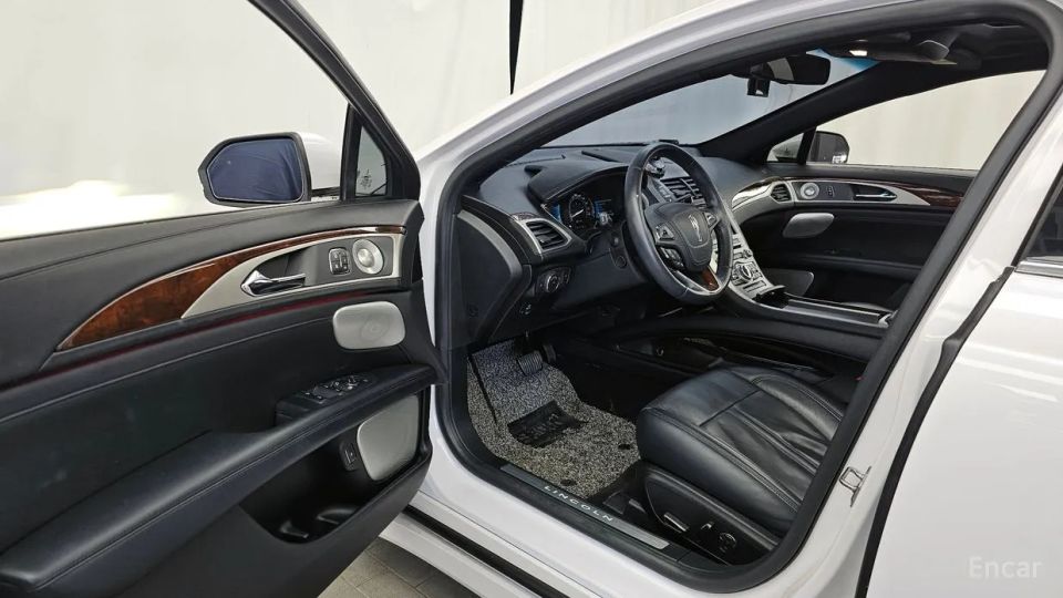 Lincoln MKZ