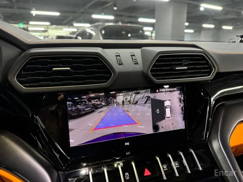 Lamborghini urus
