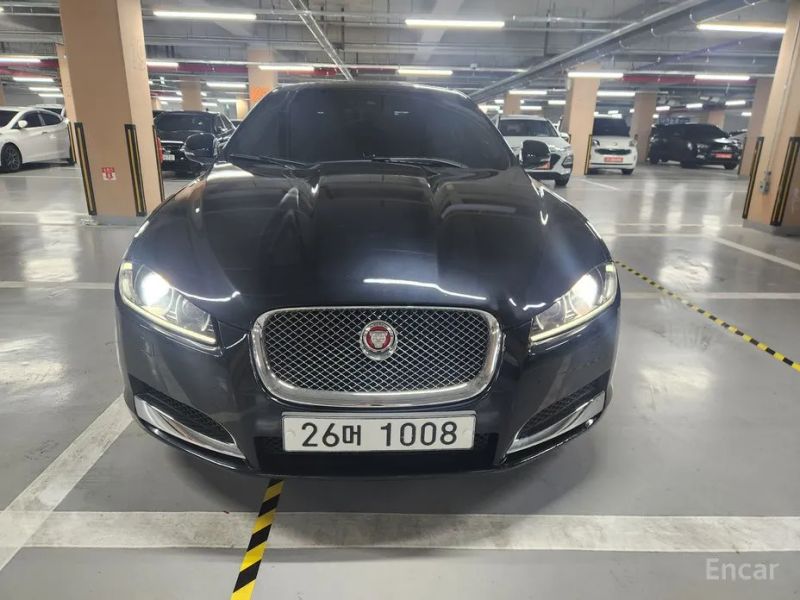 Jaguar xf